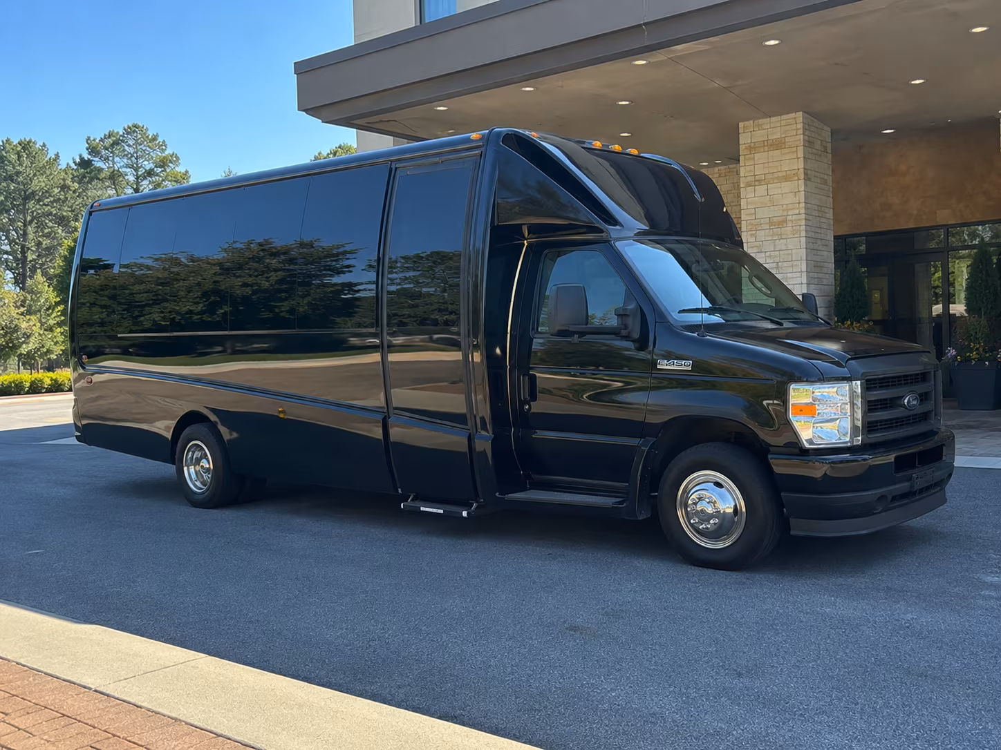 camden wine tour transportation