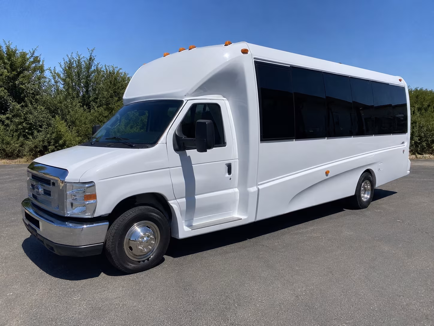 edison bus rentals